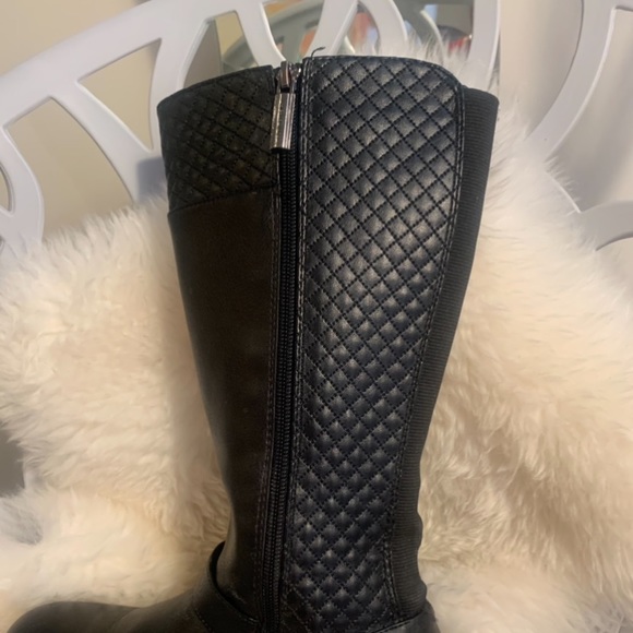 SOLDDD!!! Youth Michael Kors (MK) Thigh-high Zip-up Boots - Picture 3 of 8